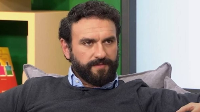 Μελέτης Ηλίας: «Η κόρη μου ζήτησε δώρο 600 ευρώ, της είπα ότι ο Άγιος Βασίλης είναι φτωχός»