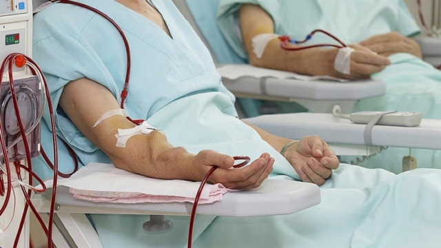 Πρωτοποριακή τεχνική στο «Λαϊκό» ανοίγει νέους δρόμους στη θεραπεία των αιμοκαθαιρόμενων ασθενών