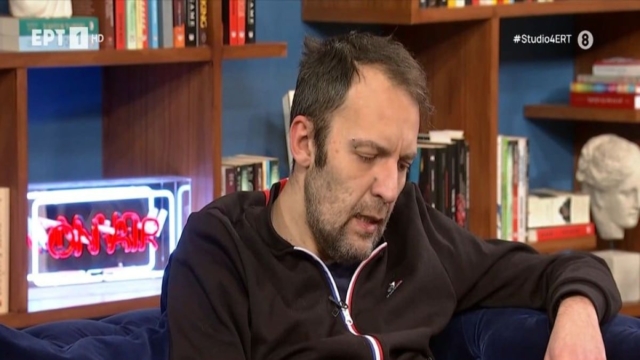 «Η ομοφυλοφυλία μου ήταν μία πηγή μοναξιάς! Μεγάλωσα με τον τρόμο του AIDS, τον τρόμο της ερωτικής πράξης» – Συγκλονιστική εξομολόγηση Αύγουστου Κορτώ (Video)