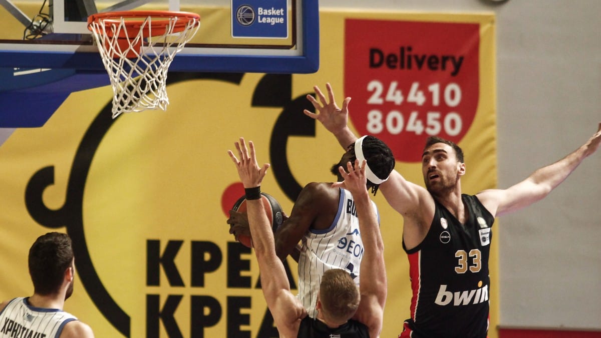 Basket League: «Καθάρισε» γρήγορα την Καρδίτσα ο Ολυμπιακός με νταμπλ-νταμπλ Μιλουτίνοβ και… τόπο στα νιάτα! (video)