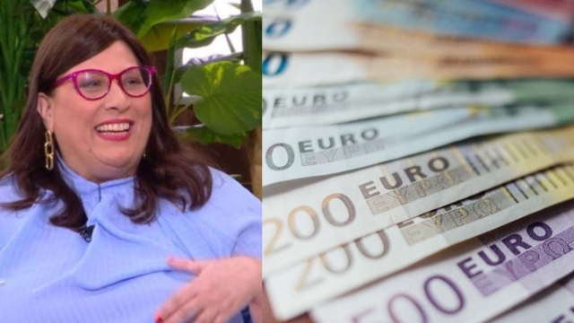 Η Σελήνη στον Υδροχόο φέρνει «χρυσό» για Αιγόκερους κι άλλα 2 ζώδια: Ευχάριστα νέα από την Σμάρω Σωτηράκη