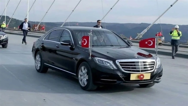 Ρετζέπ Ταγίπ Ερντογάν: 2.0000.000 τουρκικές λίρες τα «beast» που φέρνει μαζί του – Οι λιμουζίνες που αντέχουν σε πυροβολισμούς, εκρήξεις και χημικά (Video)