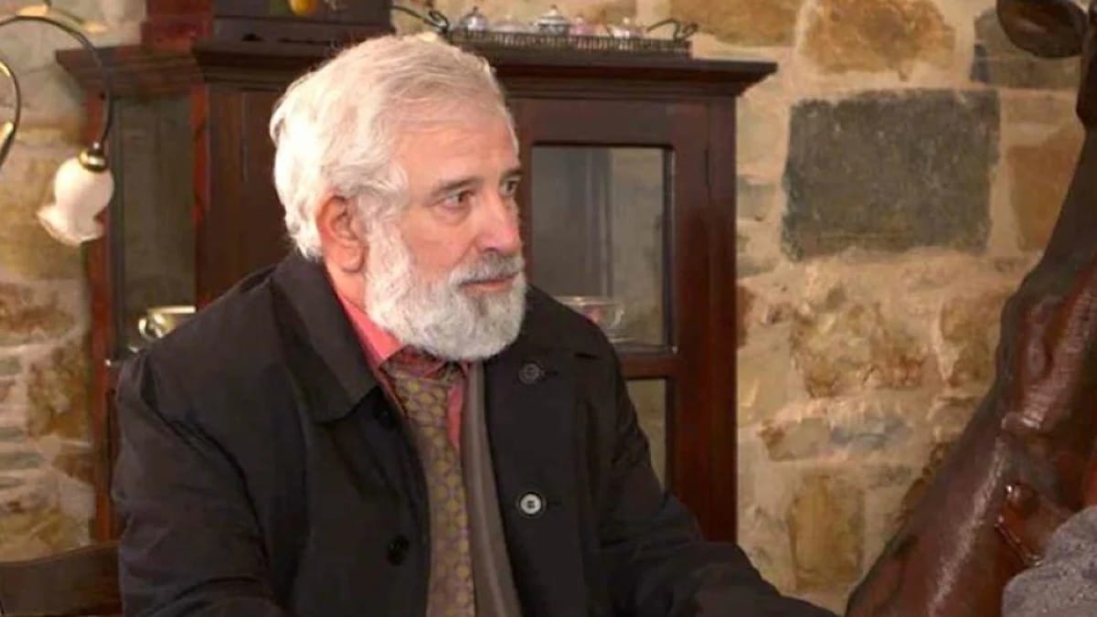 «Έχασε εκατομμύρια ευρώ»: Εκεί δουλεύει πλέον ο Πέτρος Φιλιππίδης για να τα βγάλει πέρα