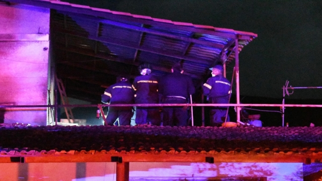 Συναγερμός στον Βοτανικό: Άνδρας βρέθηκε νεκρός μετά από φωτιά σε αποθήκη