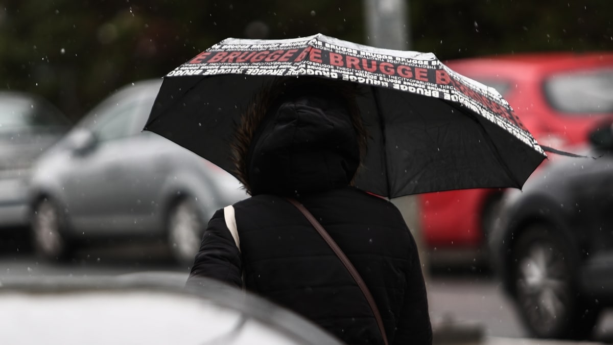 Καιρός σήμερα 8/12: Βροχές, βοριάδες και τσουχτερό κρύο σε όλη τη χώρα – Οι περιοχές υπό του μηδενός το Σαββατοκύριακο (video)