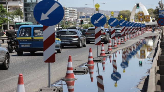 Κυκλοφοριακές ρυθμίσεις στην Αττική: Κλειστοί αύριο (14/12) δρόμοι των Νοτίων Προαστίων λόγω ελεγχόμενης έκρηξης εξουδετέρωσης πυρομαχικών