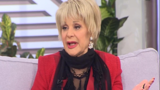 Μαρία Ιωαννίδου: «Έπιασε ο Καραμανλής τον Φρέντυ από τον γιακά και τον έβρισε, την άλλη μέρα μας είχαν όλες οι εφημερίδες» (video)