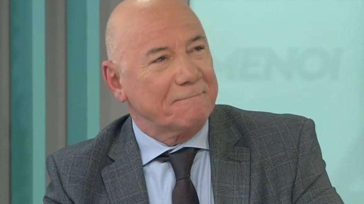 Κατάθεση ψυχής από Μένιο Σακελλαρόπουλο: «Ο πατέρας μου δεν πείστηκε για μένα – Είναι ένα αγκαθάκι»