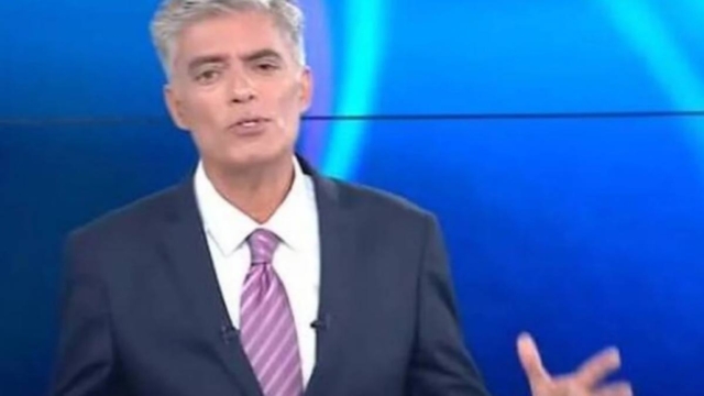 «Κράξιμο» Ευαγγελάτου για όλους τους Έλληνες στην ΕΡΤ (ΒΙΝΤΕΟ)