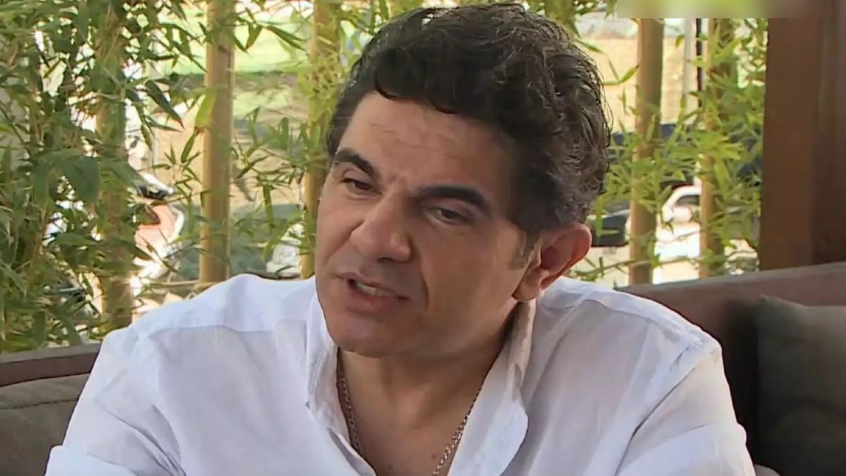 «Είχα όγκο, προσκύνησα την ζώνη της Αγίας Άννης, λιποθύμησα 20′ και ο καρκίvoς εξαφανίστηκε» – Το “θαύμα” που έσωσε τον Νίκο Κουρκούλη (Video)