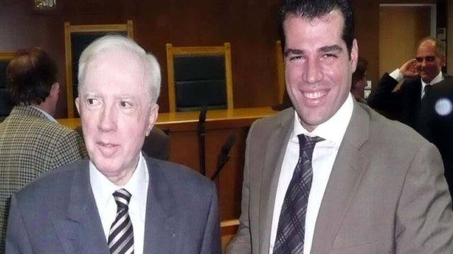 «Άδειασε» τον γιό του ο Κωνσταντίνος Πλεύρης: «Δεν με νοιάζει τι λέει για τους ομοφυλόφιλους – Εγώ είμαι υπέρ να ψηφιστεί ο νόμος» (video)