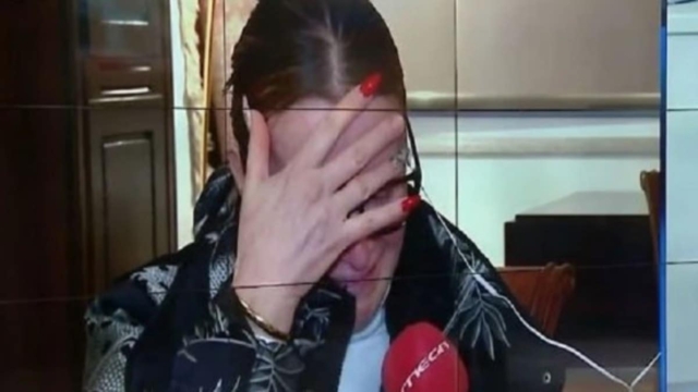 Βριλήσσια: «Ζητάω συγγνώμη από τα παιδιά μου – Είδε γυμνή ακόμα και τη μητέρα μου» – Ξέσπασε η σύζυγος του κομμωτή με τις κρυφές κάμερες
