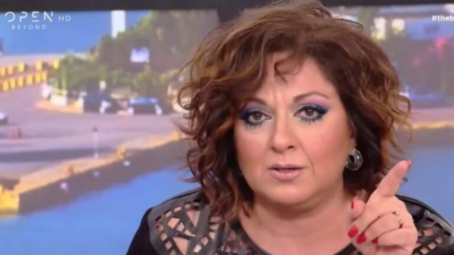 Σοφία Μουτίδου: «Δεν πιστεύω στο Θεό γι’ αυτό και δε βάφτισα την κόρη μου»