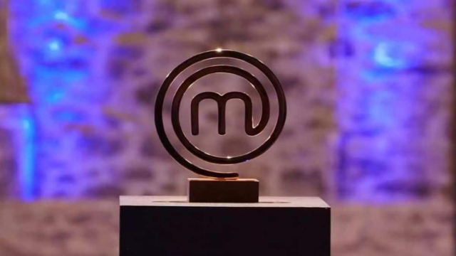 Επιστρέφει το MasterChef: Οι μεγάλες αλλαγές και αγχωτικές μονομαχίες φέρνουν τα πάνω κάτω (video)