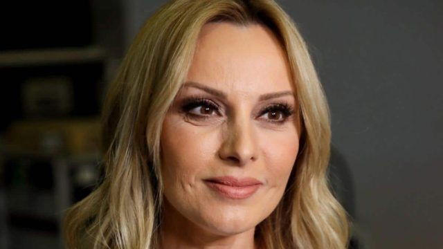 Πέγκυ Ζήνα: Το μοντέρνο σπίτι στη Βούλα με την πανέμορφη θέα και τους τεράστιους χώρους (photos)
