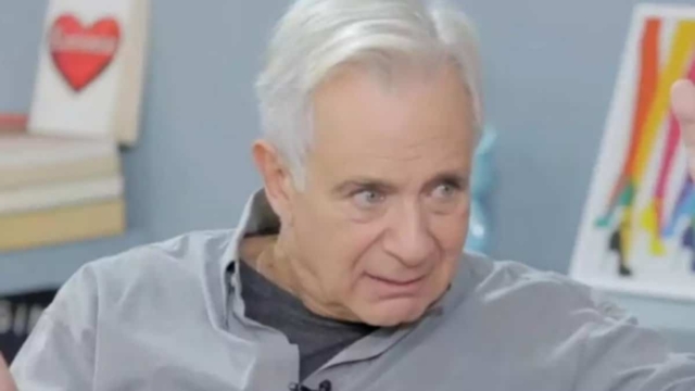 Συγκινεί ο Αλέξανδρος Αντωνόπουλος: «Όταν χώρισαν με την μητέρα μου δεν είχα καθόλου μπαμπά»