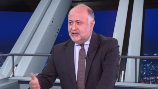 Το ξεκαθάρισε με 5 λέξεις για τα ομόφυλα ζευγάρια ο Τσιόδρας: «Γάμος και τεκνοθεσία πάνε μαζί» (video)