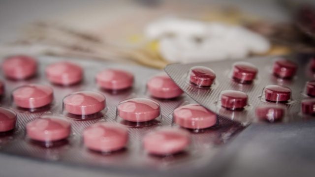 «Βόμβα» από τον ΕΟΦ: Ανακαλείται παρτίδα γνωστού αναλγητικού φαρμάκου