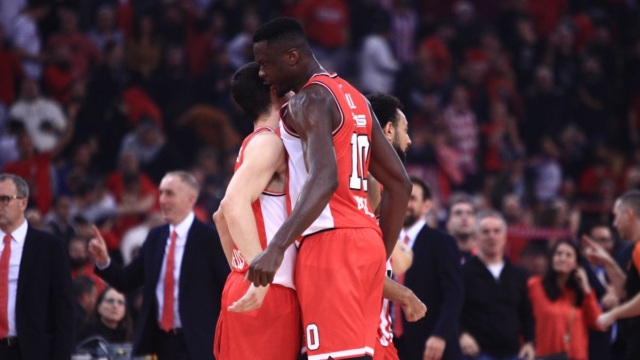 Euroleague / Ολυμπιακός – Αρμάνι Μιλάνο: Γλίτωσε το φιάσκο και μπήκε σε τροχιά 6άδας