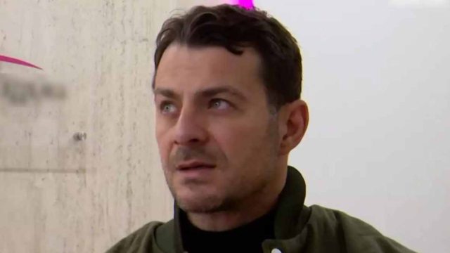 Ο Γιώργος Αγγελόπουλος «δικάζει» τον γνωστό παρουσιαστή: «Δεν έχω πει δημόσια το όνομά του, ξέρει αυτός ποιος είναι»