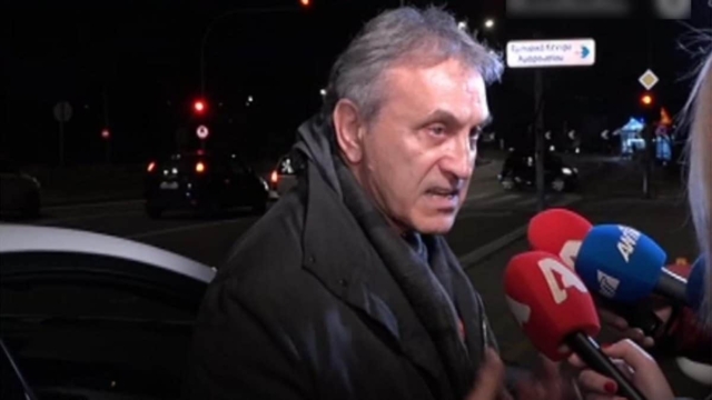 Πρωτοφανές ξέσπασμα από Γιώργο Νταλάρα: «Είναι γελοίο αυτό που κάνετε, αν δείτε τους εαυτούς σας θα ντραπείτε»