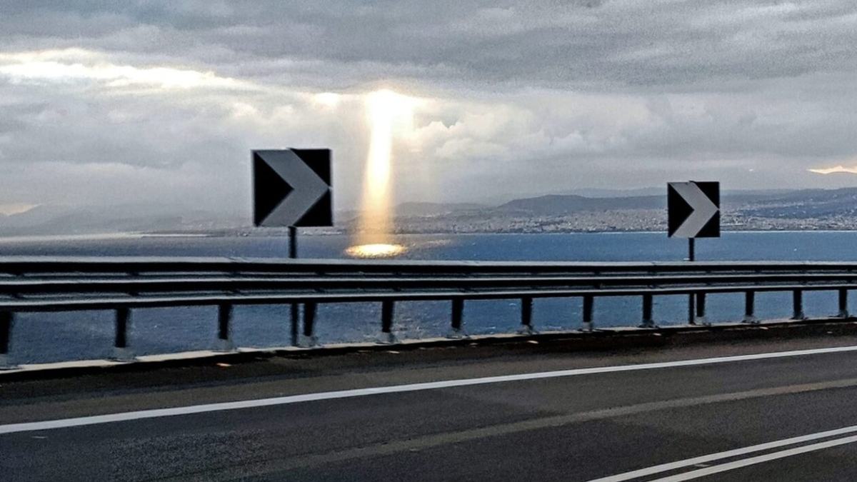 «Ήρθαν οι εξωγήινοι στο Ηράκλειο»: Η περίεργη φωτογραφία από την Κρήτη που κάνει το γύρο του διαδικτύου