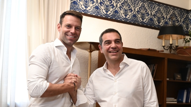 Κασσελάκης για αφίσα Τσίπρα στην Κουμουνδούρου: «Δε ζήτησα να κατέβει, θα βάλω περισσότερες»