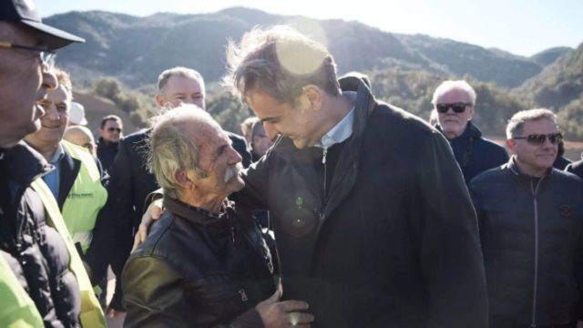 Κυριάκος Μητσοτάκης σε αγρότες: «Ούτε γκαρσόνια θα γίνετε, ούτε θα φύγετε στη Γερμανία»