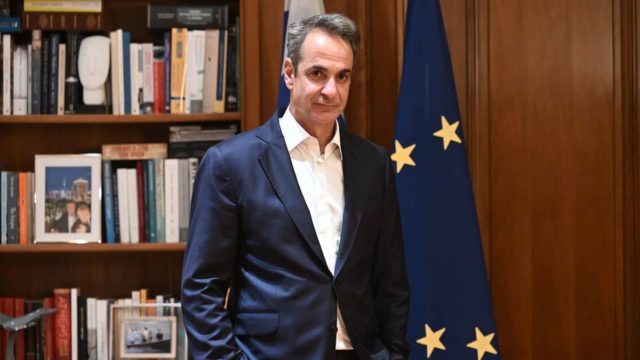 Ομόφυλα ζευγάρια: Στις 12 το υπουργικό για το νομοσχέδιο -Τι θα γίνει με τους διαφωνούντες υφυπουργούς (video)
