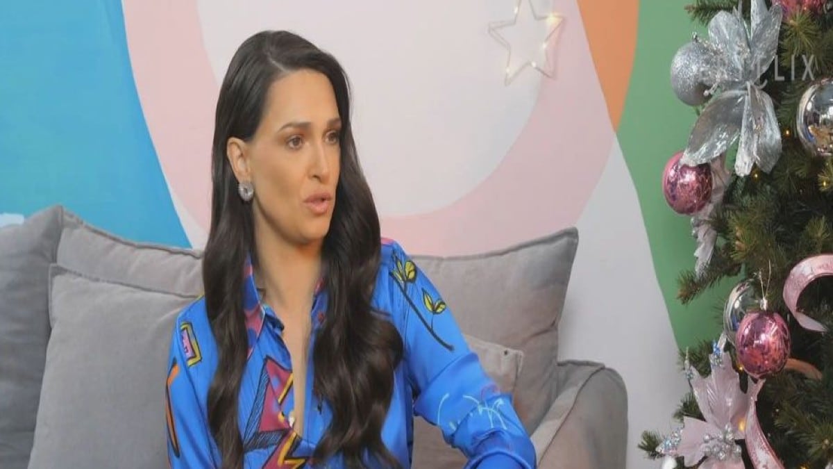 Μαίρη Μηνά: «Φλέρταρα με την επιλόχειο κατάθλιψη! Κατηγορούσα τη μητέρα μου “γιατί δεν με προειδοποίησες; Γιατί δεν μου είπες; Γιατί δεν με προστάτευσες;”» (Video)