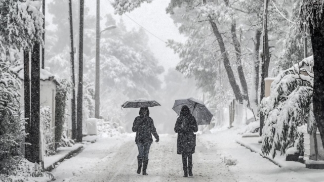 «Τέλη Ιανουαρίου με πυκνό χιόνια σ’ όλη την χώρα»: Τα Μερομήνια μίλησαν