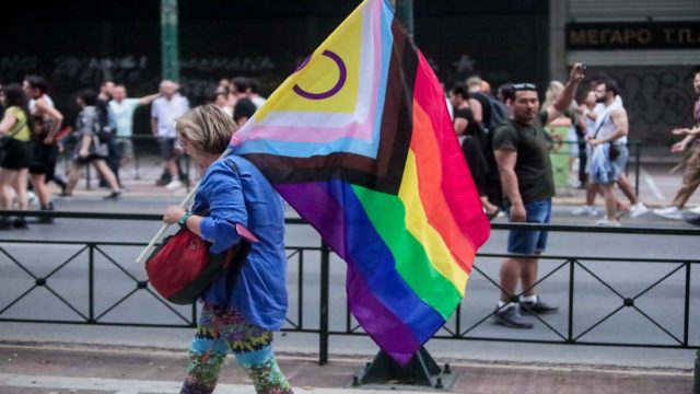 Απάντηση της Ελληνικής Ψυχιατρικής Εταιρείας στις θέσεις της Εκκλησίας – «Η ομοφυλοφιλία δεν είναι ψυχική νόσος» (photo)