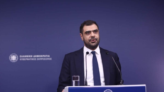 Ανασχηματισμός: Γεωργιάδης στο Υγείας, Μιχαηλίδου στο Εργασίας – Χρυσοχοΐδης στο Προστασίας του Πολίτη (video)