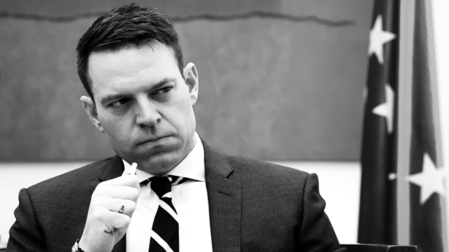 Κασσελάκης προς διαφωνούντες εντός ΣΥΡΙΖΑ για τα ομόφυλα ζευγάρια: «Δε νοείται αριστερός βουλευτής να στέκεται ενάντια σε δικαιώματα…»
