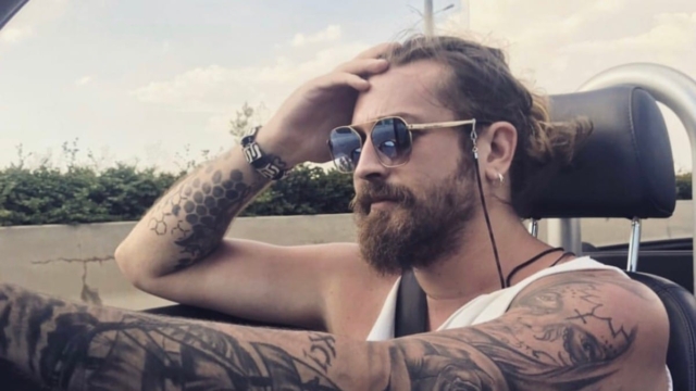 Survivor spoiler 2024: Από τις σειρές του Αντρέα Γεωργίου στους Μαχητές! Ποιος είναι o Σταμάτης Ταλαδιανός, ο Έλληνας “Can Yaman” που μπαίνει στο ριάλιτι (photo-video)