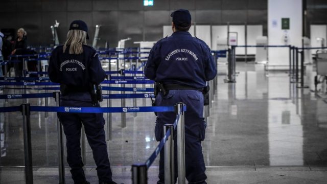 Θρίλερ στο «Ελ. Βενιζέλος»: Συνελήφθη Αλβανός πιστολέρο – Φίλος του Αλκέτ Ριζάι, είχε σκοτώσει δύο ανθρώπους το 2014