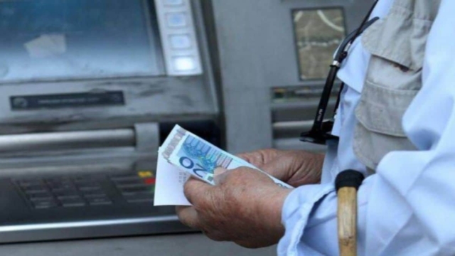 Συντάξεις: Χρονιά αυξήσεων το 2024 – Οι 6 κατηγορίες που παίρνουν αύξηση 3% από αρχή του έτους (video)