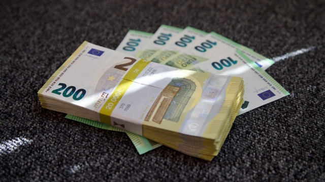 Τεράστια ανάσα: Νέο επίδομα πάνω από 700 ευρώ! Τρέξτε στα ΑΤΜ