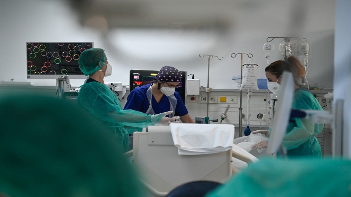 Ανείπωτη θλίψη στην Κρήτη: Συντετριμμένος ο διευθυντής της ΜΕΘ – «Δεν συνήλθε ποτέ η 17χρονη, εγκεφαλικά νεκρή από την Πρωτοχρονιά» (video)