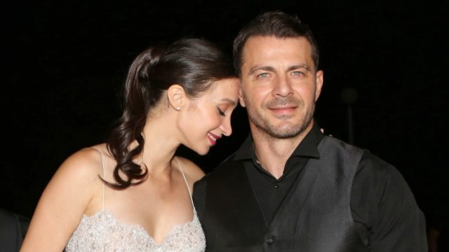 Γιώργος Αγγελόπουλος: Ανατριχιαστική σύμπτωση με τη γέννηση της κόρης του – Η αποκάλυψη της Φαίης Σκορδά που «μούδιασε» τους πάντες