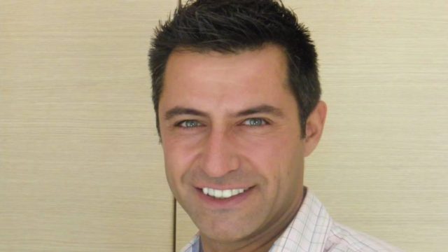 Κωνσταντίνος Αγγελίδης: «Είναι νωρίς να μιλήσουμε για κανονικότητα! Όταν έχουν προκληθεί βλάβες σε ζωτικά όργανα…» – Η κατάσταση υγείας του παρουσιαστή (Video)