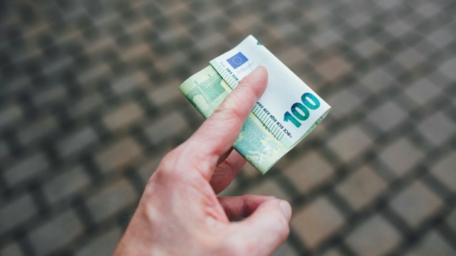 Μεγάλη ανάσα: Επίδομα μέχρι 500 ευρώ στις τσέπες σας μέχρι τις 29/02