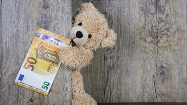 Μεγάλη «ανάσα» για γονείς – Επίδομα 300 ευρώ σε 35.000 μαθητές