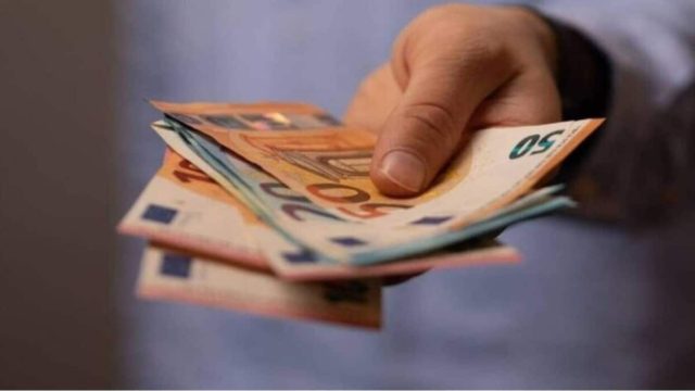 Οξυγόνο: Επίδομα «στήριξη» 210 ευρώ – Οι δικαιούχοι που το λαμβάνουν για 15 μήνες