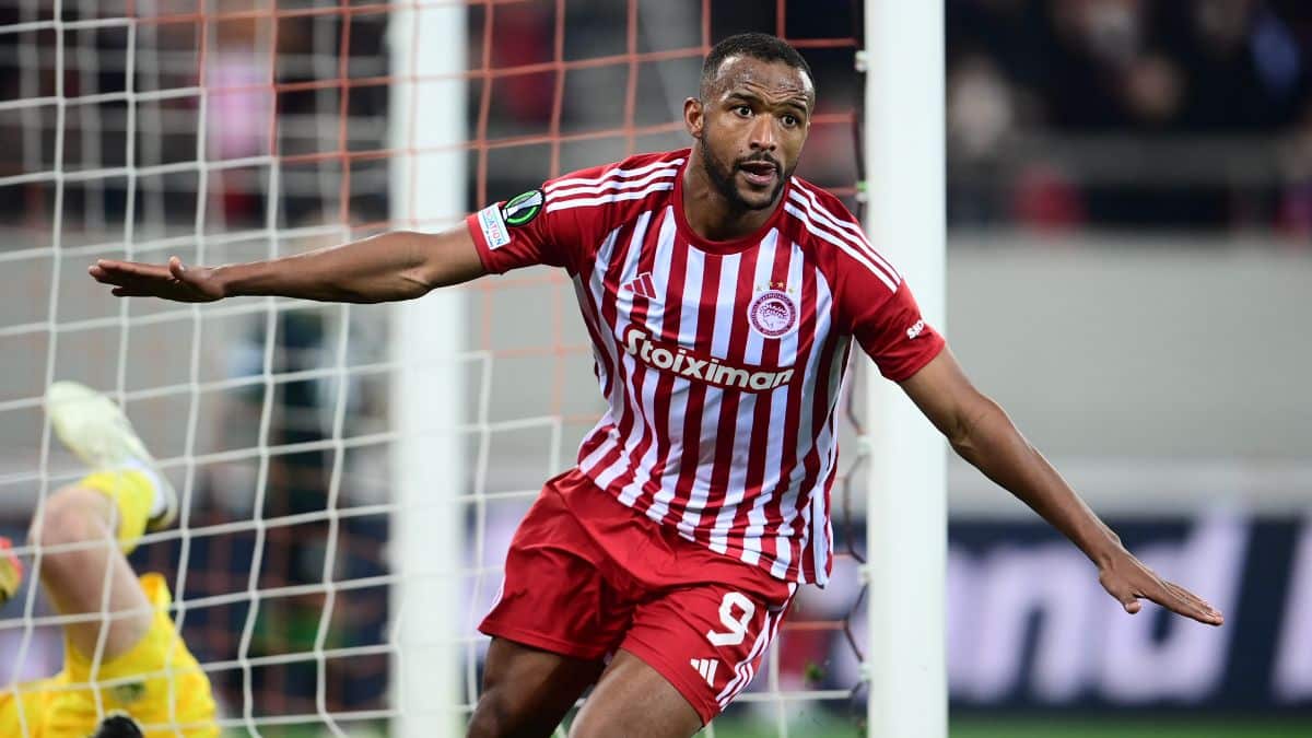 Europa Conference League: Με killer Ελ Κααμπί πήρε προβάδισμα ο Ολυμπιακός και πάει Ουγγαρία για την πρόκριση (video)