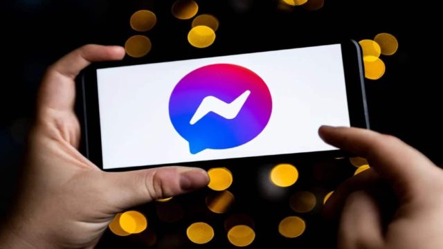 Facebook: Τεράστια προβλήματα στο Messenger – Γιατί δεν κλείνουν οι συνομιλίες
