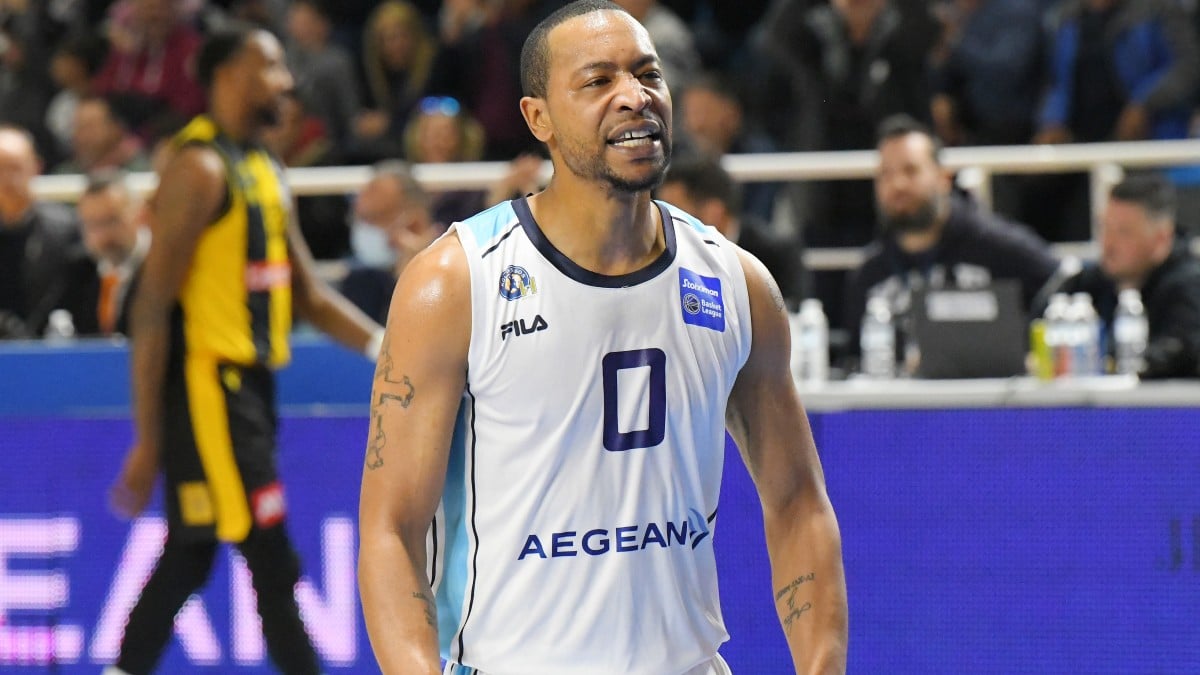 Basket League: Ο Κολοσσός διέλυσε την αποκαρδιωτική ΑΕΚ με ιστορική 100άρα! (Video)