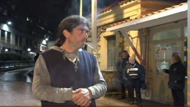 Στο Παίδων ο «παλαιοχριστιανός» πατέρας: «Δεν καταλαβαίνω γιατί δε με αφήνουν να δω το παιδί μου» – Απολύεται από τον Δήμο, του ζητούν να γυρίσει πίσω τα λεφτά!