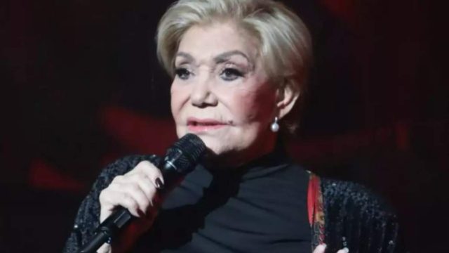 Δύσκολες ώρες για τη Μαρινέλλα: Αναβάλλεται η εμφάνιση της σε γνωστό νυχτερινό κέντρο για λόγους υγείας – Τι συνέβη