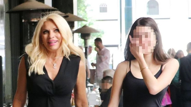 «Έσπασε το απαγορευτικό» – Η πρώτη ΦΩΤΟ της Ελένης Μενεγάκη με την κόρη της